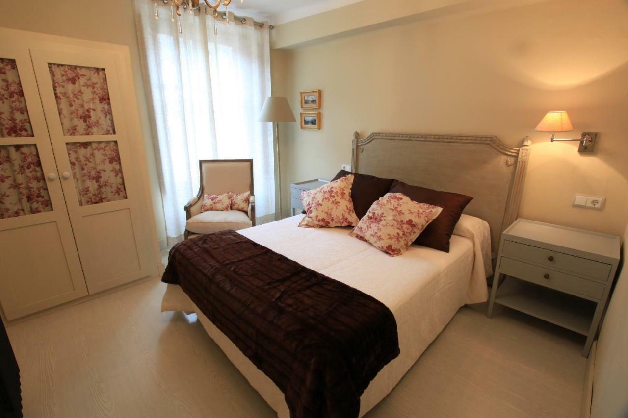 Hotel Poldo La Guingueta D'Aneu Bagian luar foto
