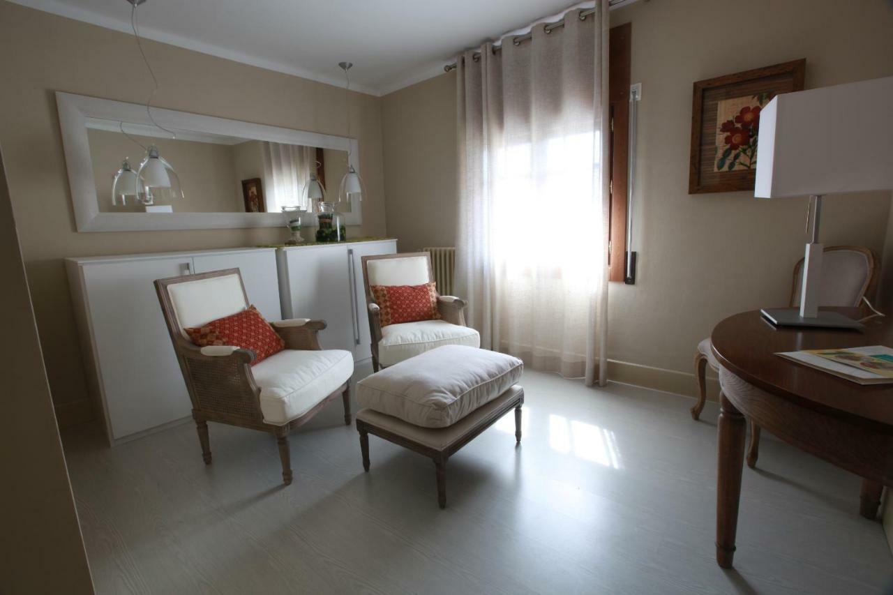 Hotel Poldo La Guingueta D'Aneu Bagian luar foto