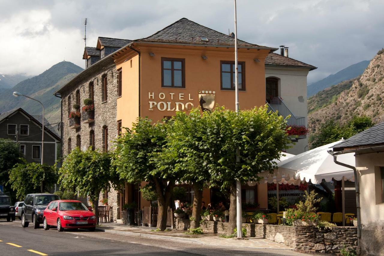 Hotel Poldo La Guingueta D'Aneu Bagian luar foto